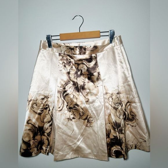 Banana Republic Dresses & Skirts - Banana republic silk blend printed skirt  4